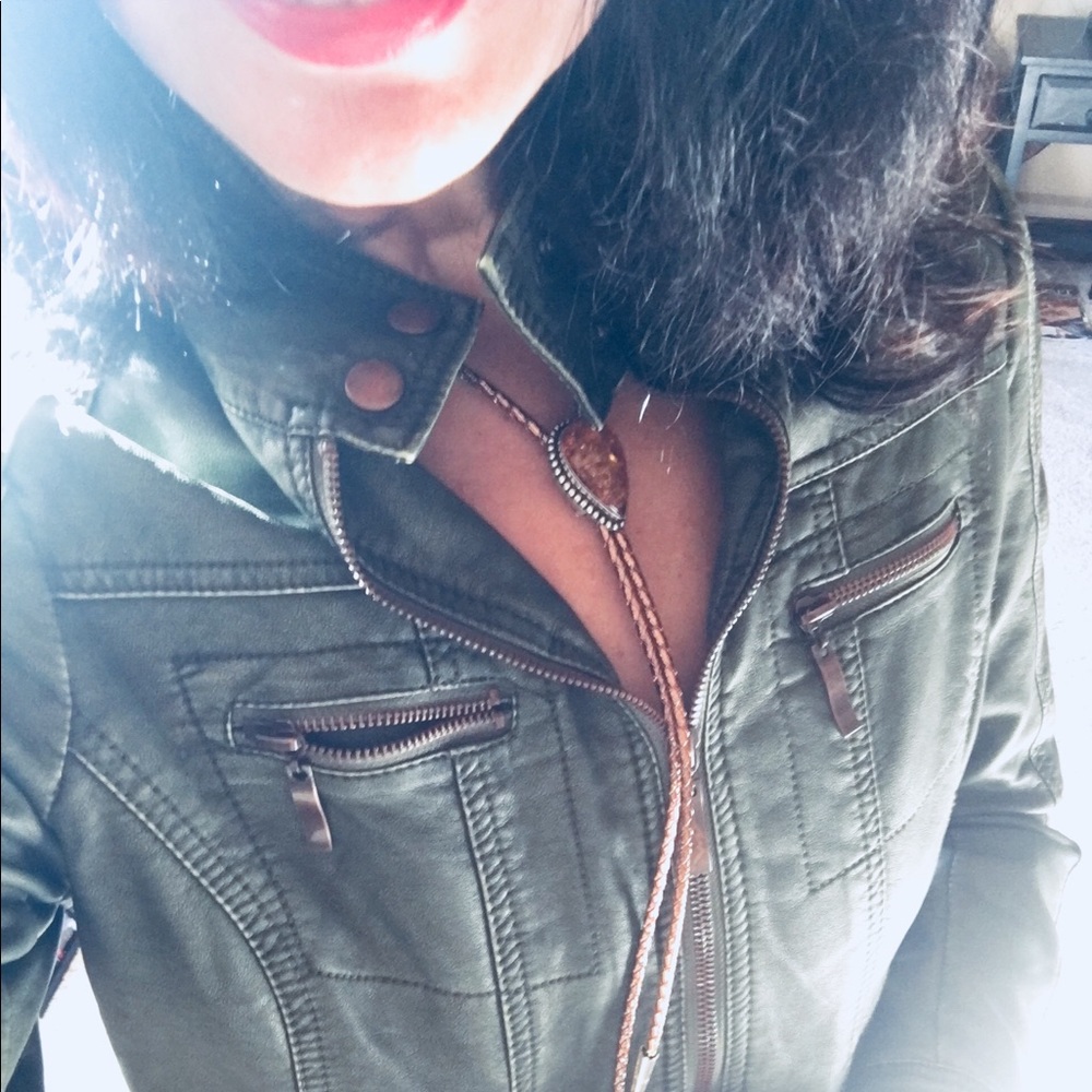 See @debbieg4746 for gorgeous hand-made Bolos!